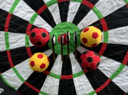 IMG 2864 1718888730 10’ Dart Board Yard Game…Click photo for more info.